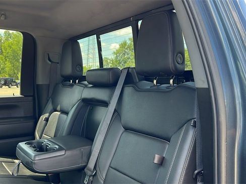 Used 2020 Chevrolet Silverado 2500 LTZ image 33