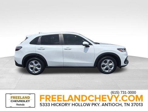 Used 2024 Honda HR-V LX image 2