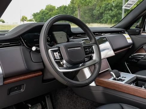 New 2026 Land Rover Range Rover SE AWD/4WD image 18