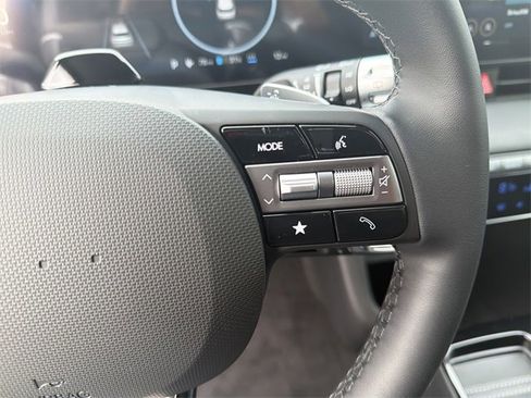 New 2026 Hyundai Ioniq 5 SE image 25