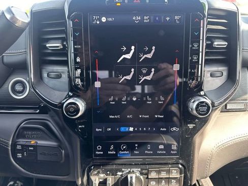 Used 2024 RAM 2500 Limited image 20