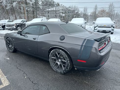 Used 2016 Dodge Challenger R/T Scat Pack image 3