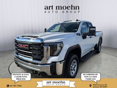 Used 2025 GMC Sierra 2500 Pro w/ Convenience Package