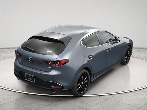 Certified 2025 MAZDA MAZDA3 Carbon image 17