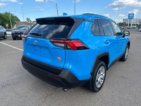 Used 2021 Toyota RAV4 LE AWD/4WD image 7