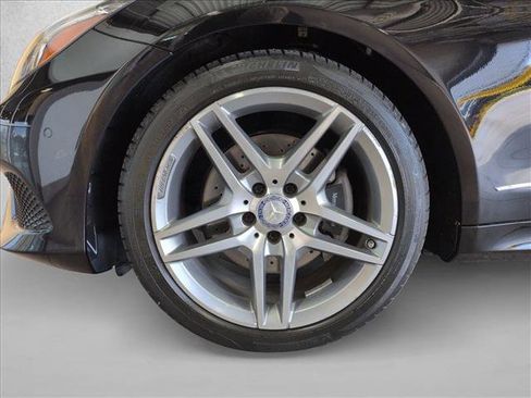 Used 2014 Mercedes-Benz E 350 4MATIC Coupe image 25