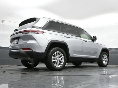 Used 2025 Jeep Grand Cherokee 4WD image 41