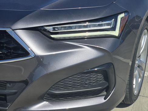 Used 2023 Acura TLX w/ Technology Package image 7