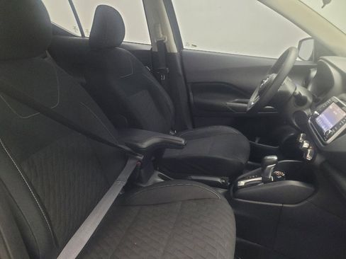 Used 2021 Nissan Kicks S FWD image 21