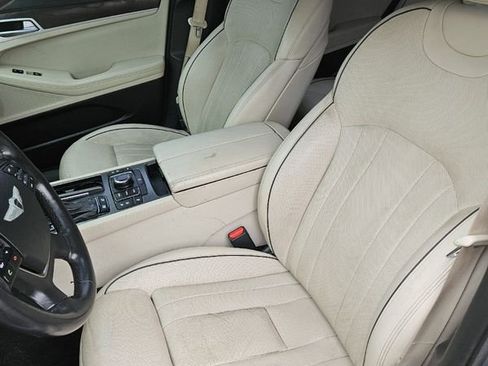 Used 2016 Hyundai Genesis 3.8 w/ Option Group 04 image 12