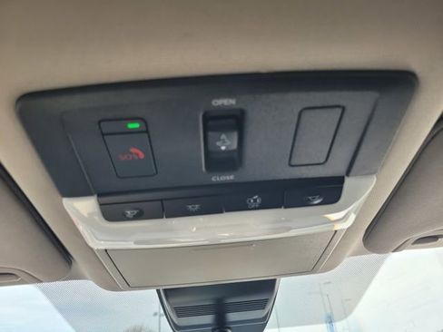 Used 2024 Nissan Altima 2.0 SR image 23