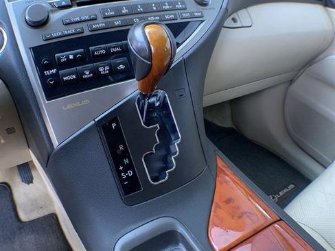 Used 2010 Lexus RX 350 2WD image 19