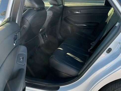 Used 2021 Toyota Avalon XLE image 20