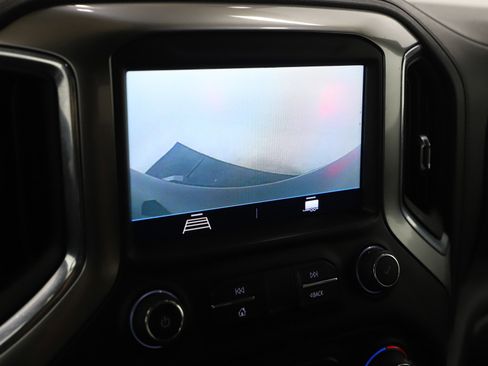 Used 2020 Chevrolet Silverado 1500 RST image 21