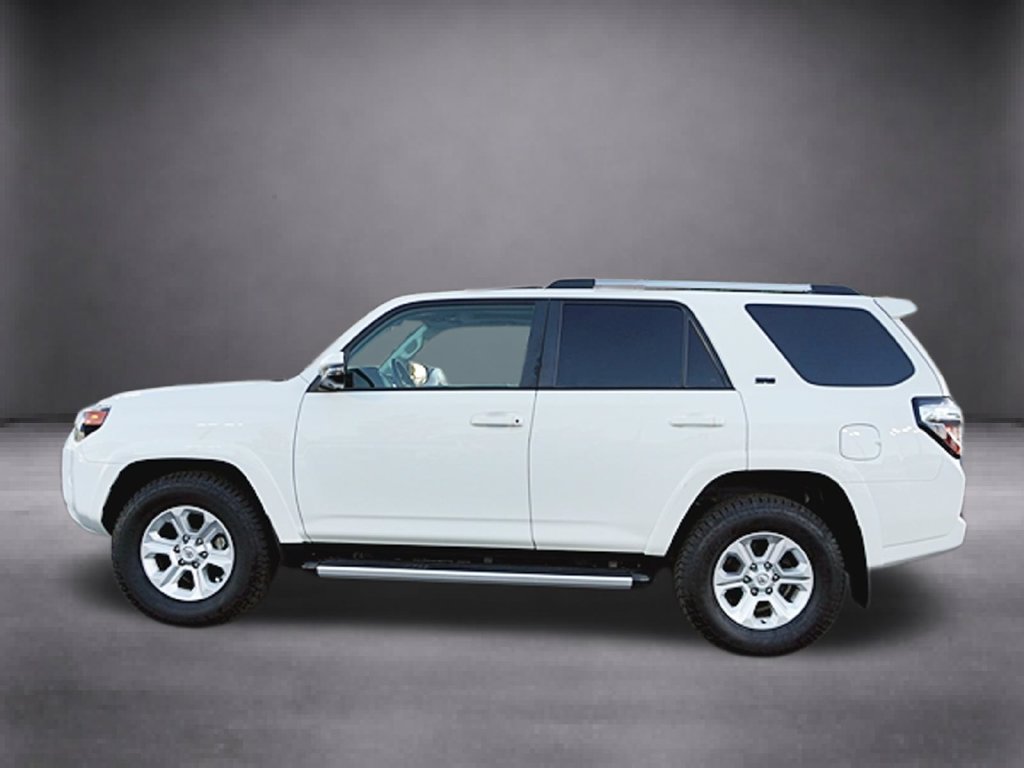 Used 2023 Toyota 4Runner SR5 Premium w/ Moonroof Package RWD image 9