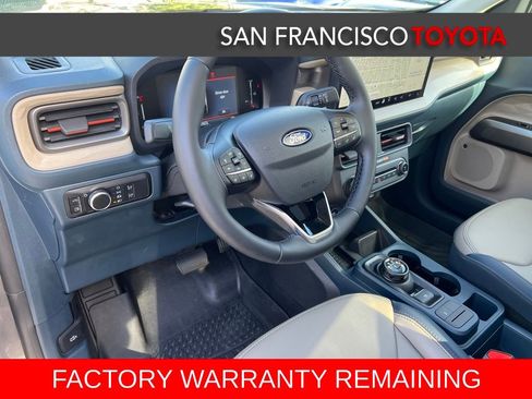 Used 2025 Ford Maverick Lariat image 13