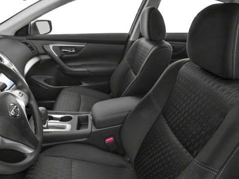 Used 2018 Nissan Altima 2.5 SR w/ SR Special Edition image 6