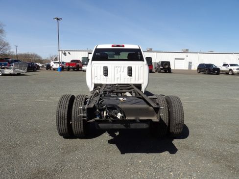 Used 2024 Chevrolet Silverado 3500 W/T w/ WT Convenience Package image 5