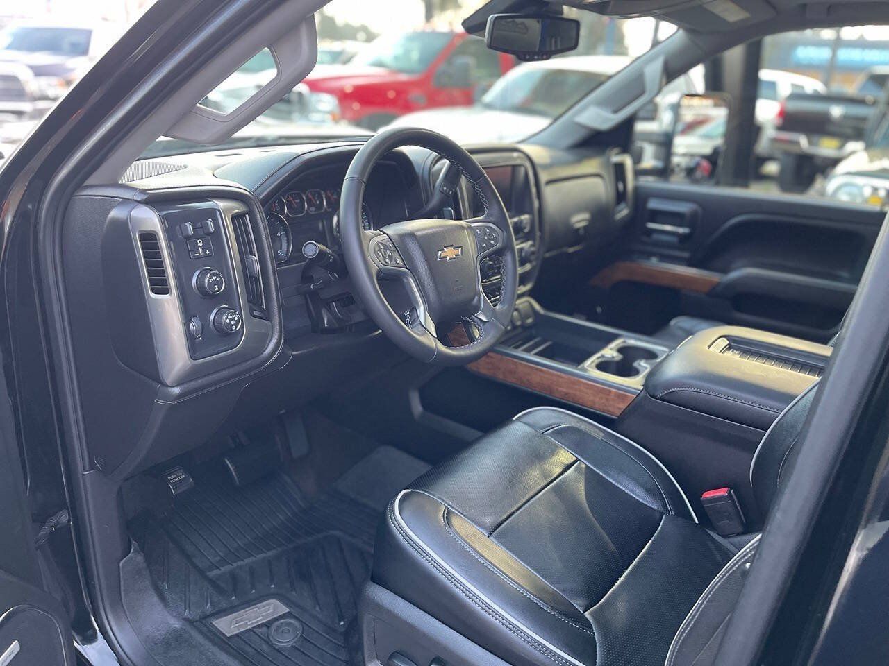 Used 2017 Chevrolet Silverado 3500 High Country w/ Duramax Plus Package AWD/4WD image 27