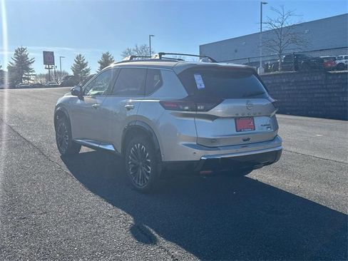 New 2026 Nissan Rogue Platinum w/ Platinum Premium Package image 6