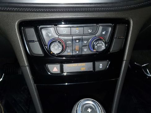 Used 2017 Buick Encore Essence AWD/4WD image 18