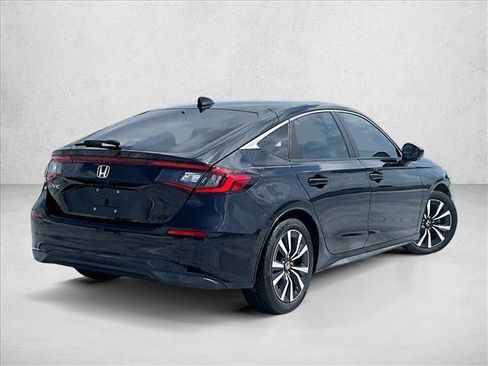 Used 2023 Honda Civic EX-L image 2