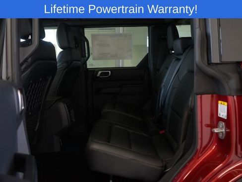 New 2025 Ford Bronco Badlands image 29