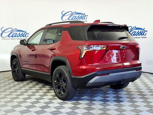 New 2026 Chevrolet Equinox LT w/ Convenience Package II image 2