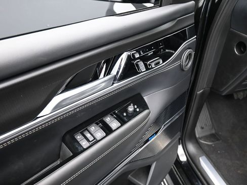 Used 2024 Jeep Grand Wagoneer Series II w/ Quick Order Packagew 28T image 13