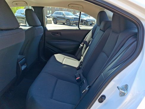 Used 2024 Toyota Corolla LE FWD image 10