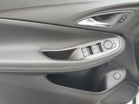 Certified 2023 Buick Encore GX Select w/ Sport Touring Package FWD image 15