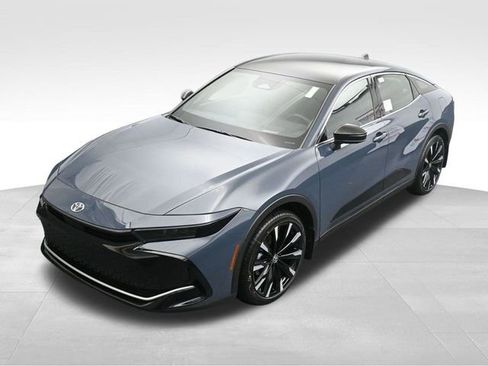 Used 2026 Toyota Crown Platinum AWD/4WD image 29