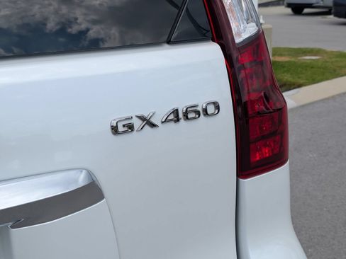 Used 2021 Lexus GX 460 Premium AWD/4WD image 24
