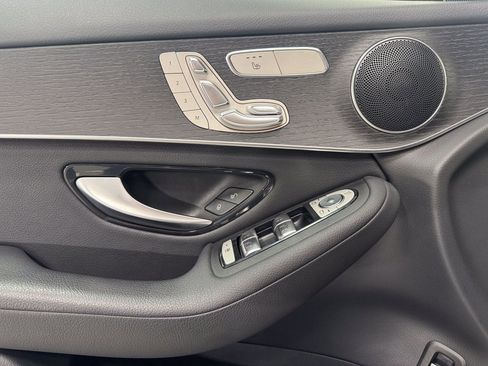 Certified 2022 Mercedes-Benz GLC 300 4MATIC image 6