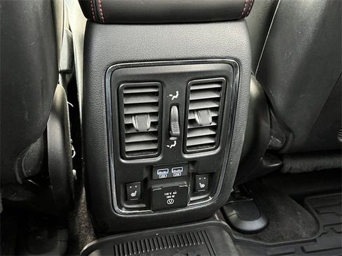 Used 2019 Jeep Grand Cherokee Trailhawk w/ Trailhawk Luxury Group image 37