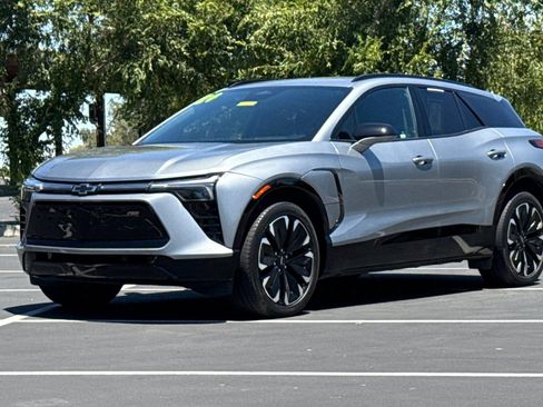 Used 2024 Chevrolet Blazer EV RS AWD/4WD image 16