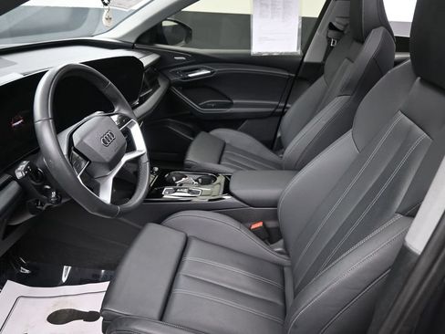 Used 2025 Audi Q6 e-tron Prestige w/ Black Warm Weather Package AWD/4WD image 22