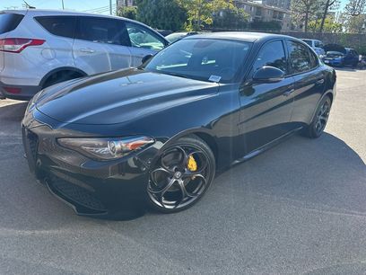 Used 2017 Alfa Romeo Giulia Ti w/ TI 19" Sport Package