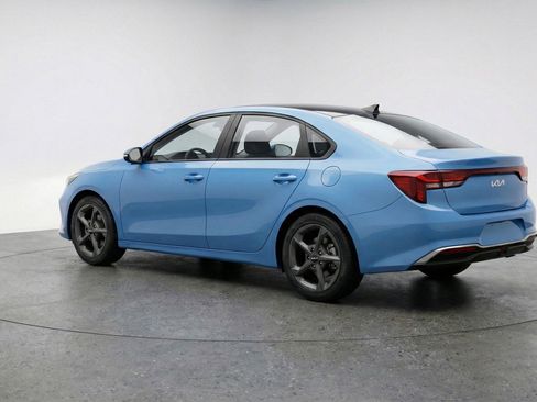 Used 2025 Kia K4 LXS image 6