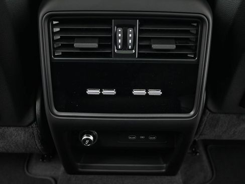 Used 2026 Porsche Cayenne AWD/4WD image 8