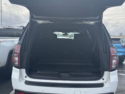 Used 2021 Chevrolet Tahoe RST w/ Luxury Package image 16