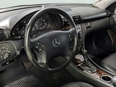 Used 2005 Mercedes-Benz C 320 4MATIC Sedan image 20