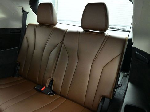 Used 2023 Acura MDX SH-AWD w/ Technology Package image 24