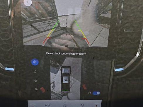 Used 2024 Ford Ranger Lariat w/ FX4 Off-Road Package image 15