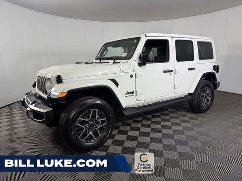 Certified 2026 Jeep Wrangler Unlimited Sahara AWD/4WD image 1