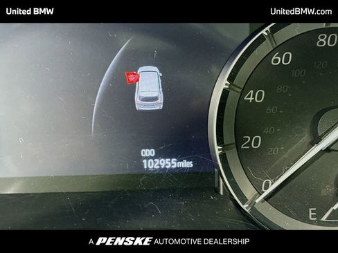 Used 2020 Toyota Highlander XLE FWD image 7