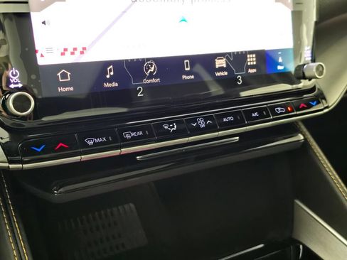 New 2026 Jeep Grand Wagoneer 4WD image 33