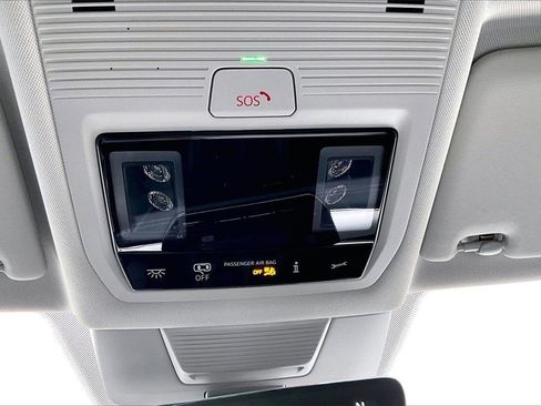 New 2026 Volkswagen Tiguan SE image 28