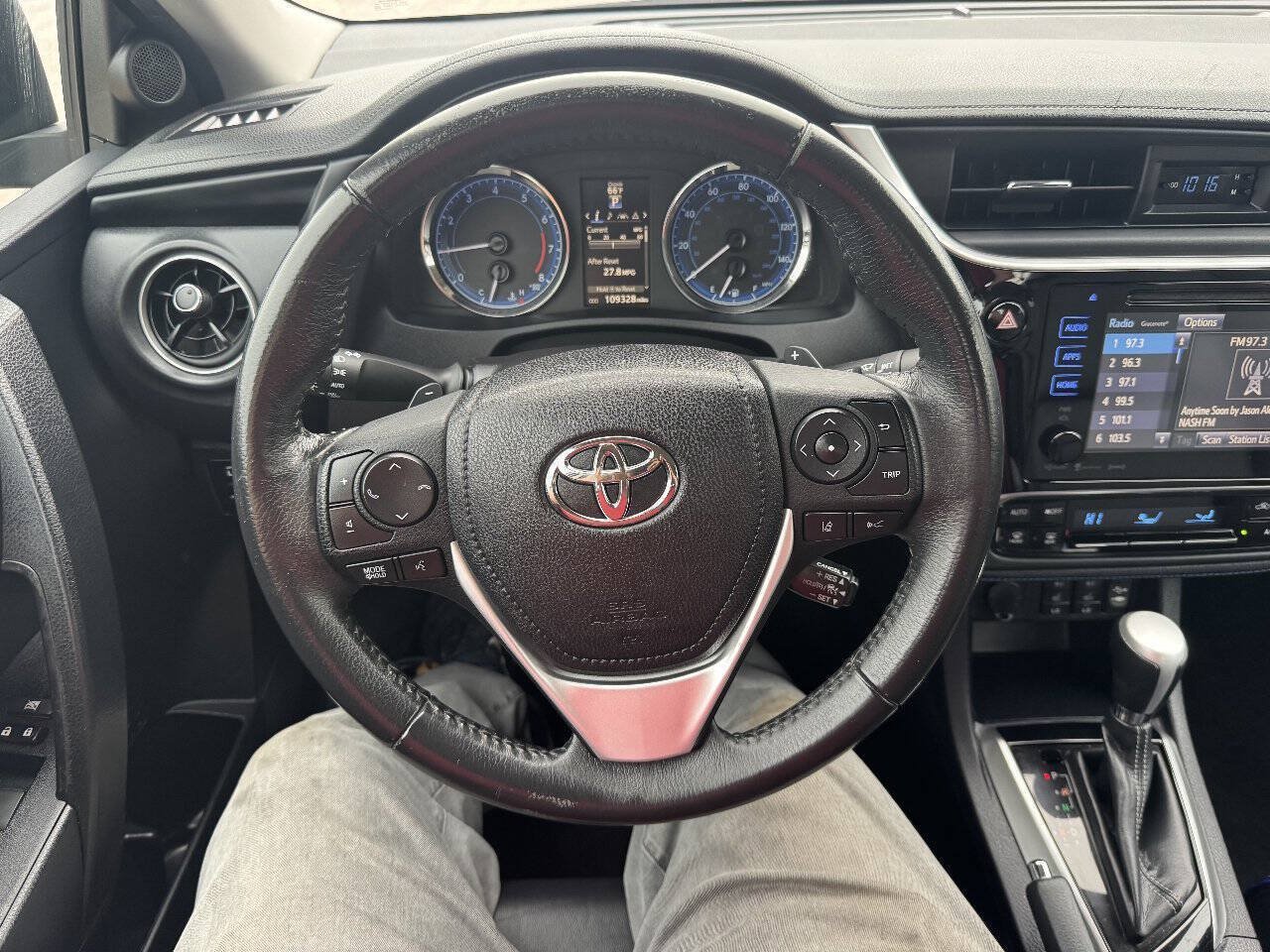 Used 2017 Toyota Corolla XSE w/ Carpet Mat Package (TMS) FWD image 19