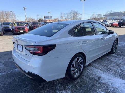 Used 2023 Subaru Legacy Limited image 5